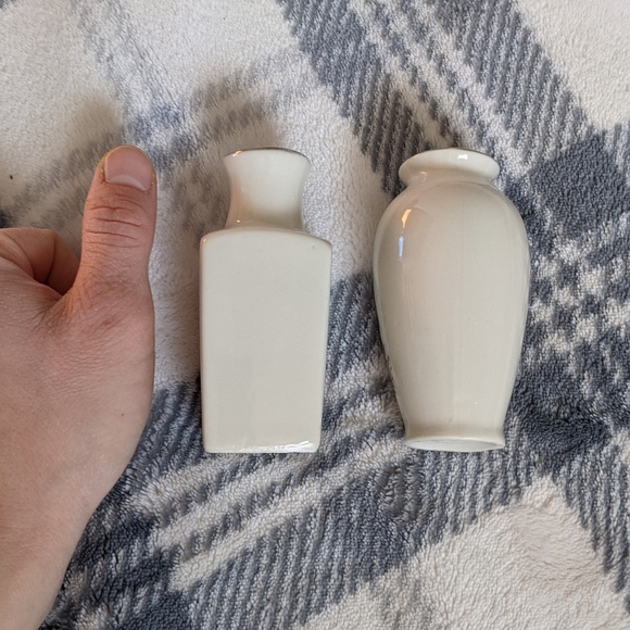 Chinese Mini Vases - Picture 3 of 3